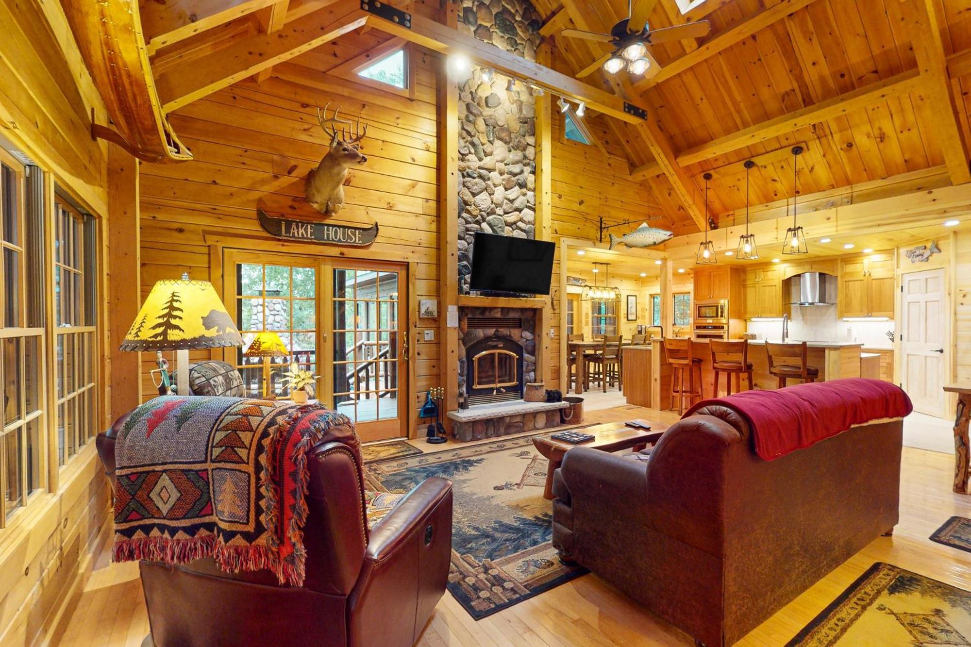 The Lodge On Booth Lake - 2 Bed 2 Bath Vacation Home In Minocqua Lac Du Flambeau Ngoại thất bức ảnh